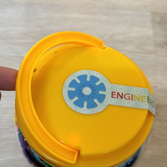 Brain flakes 500 plies pieces building engineering stem toy nwt for kids 5 up - Picture 8 of 8